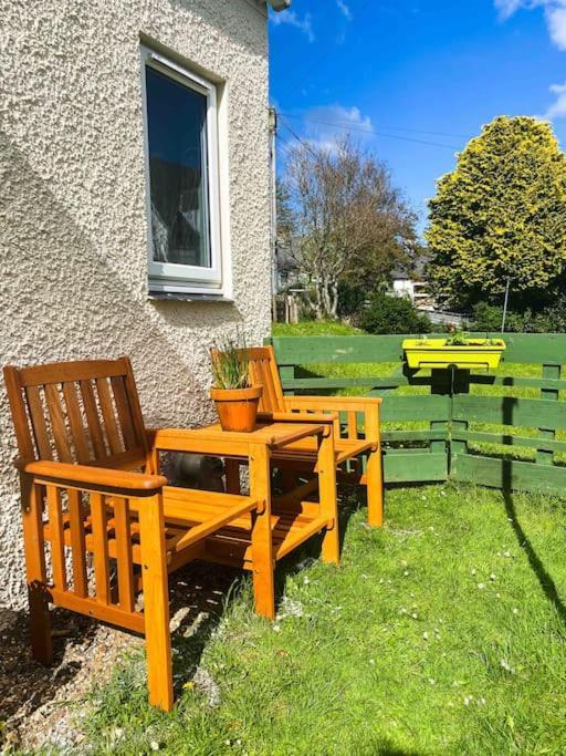 Spacious Room In The Centre Of Portree Exteriör bild